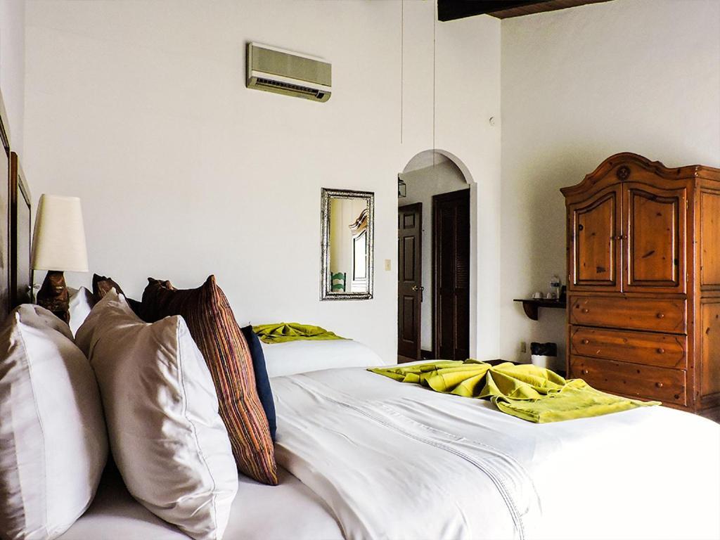 Hacienda Bajamar Hotel La Mision Eksteriør billede